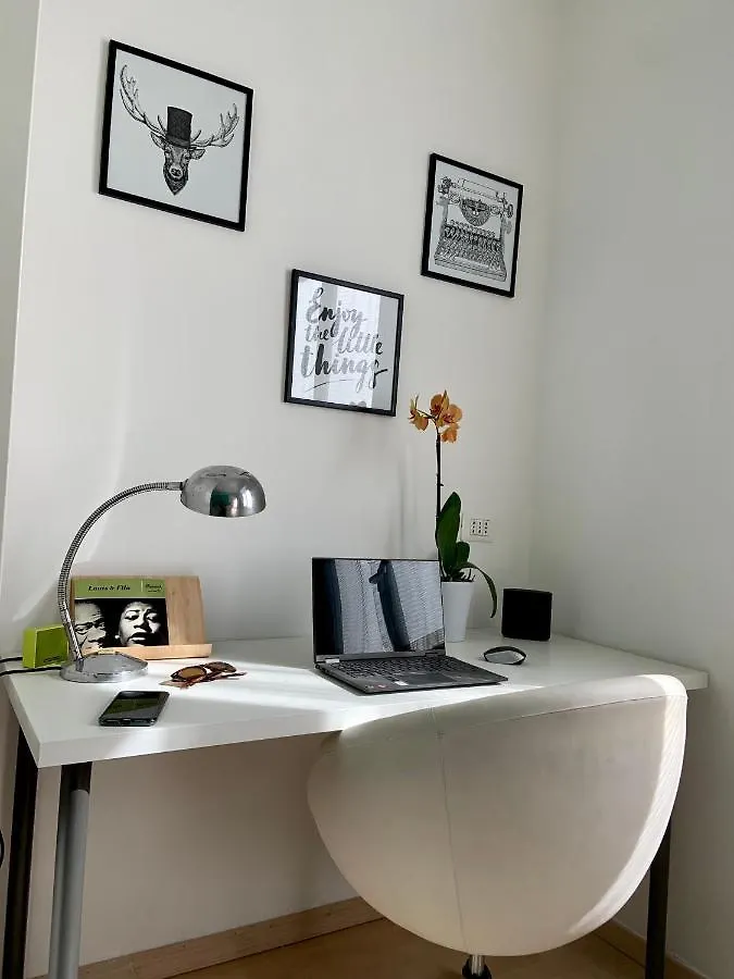 Cozy Apartment Tortona Navigli Milan