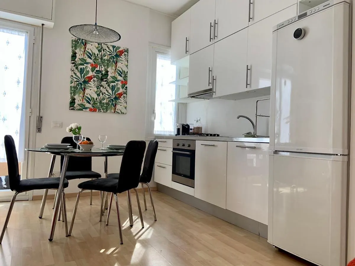 Cozy Apartment Tortona Navigli Milan